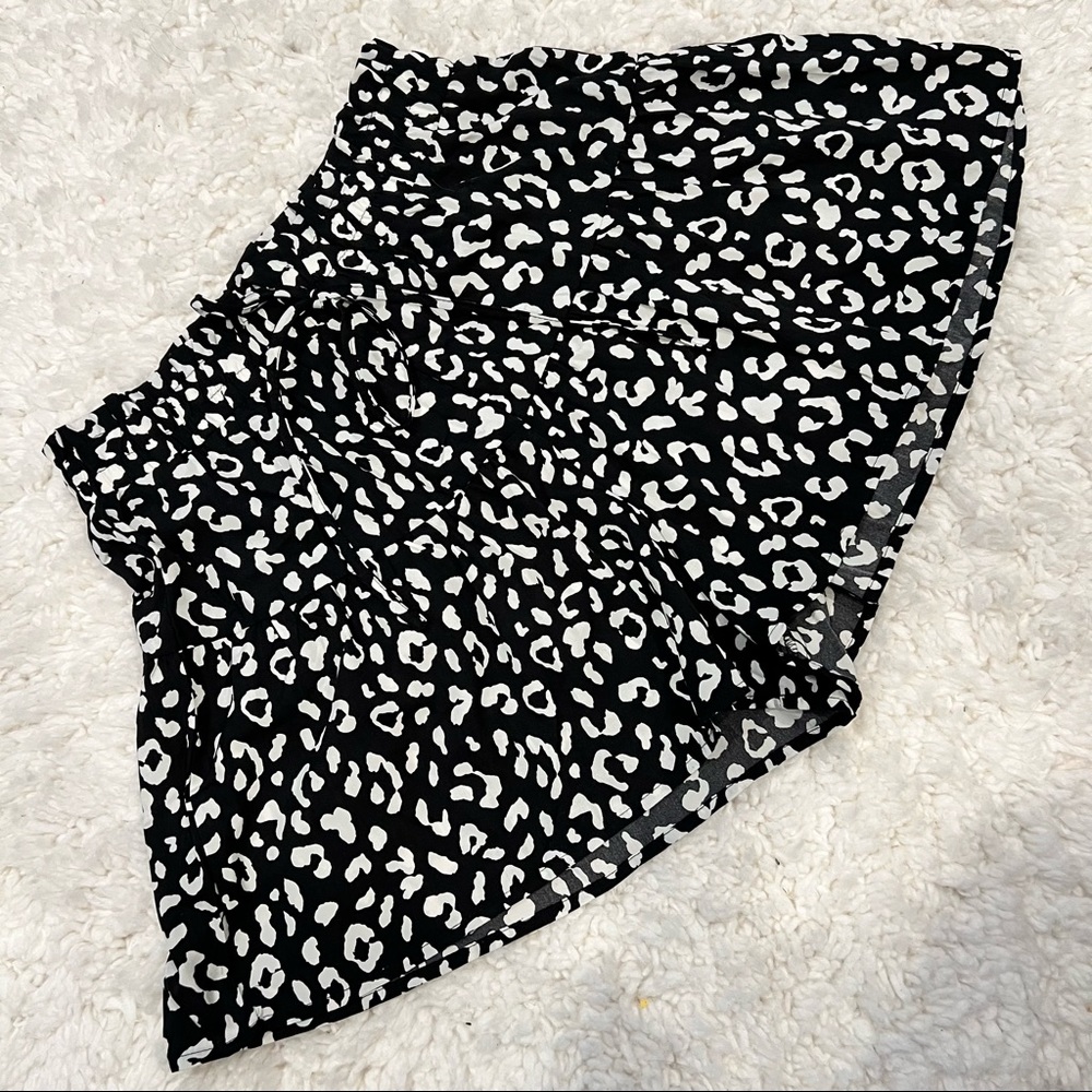 Nordstrom Rack Black & White Shorts / Skirts - NWT